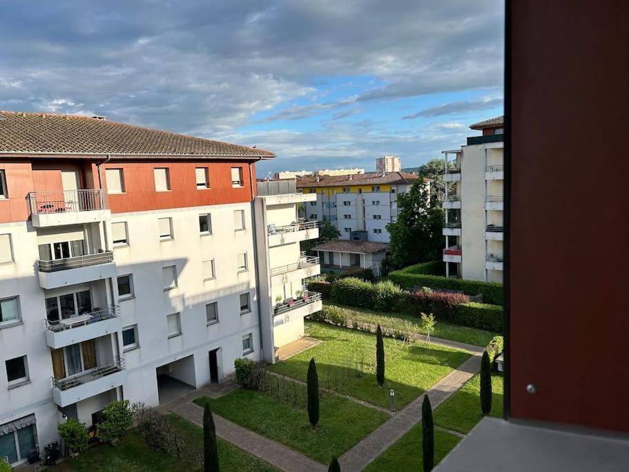 Appartement Cosy Agen Centre Avec Lit King Size Exterior foto